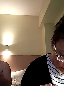 Snapshot of cokezero1668 chatting on March 20, 5:58 pm cokezero1668 online show from March 20, 5:58 pm