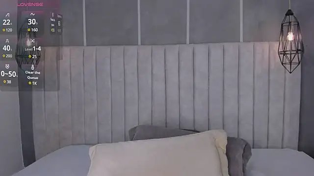 lea gray online show from February 11, 7:16 pm