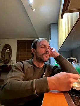 Adventurehotman online show from December 2, 4:09 pm