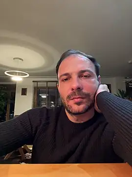 Adventurehotman online show from March 2, 11:42 pm