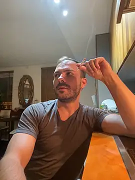 Adventurehotman online show from October 6, 6:49 pm