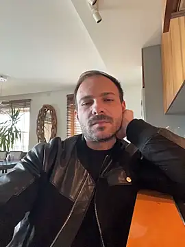 Adventurehotman online show from November 3, 12:06 pm