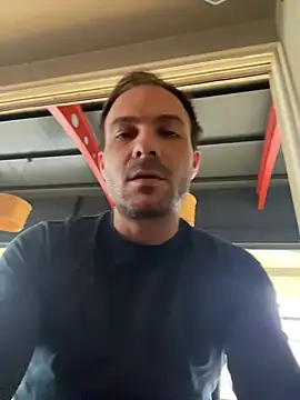 Adventurehotman online show from April 1, 3:09 pm