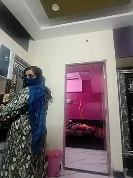 Snapshot of RESHMA_21 chatting on January 29, 10:43 pm RESHMA 21 online show from January 29, 10:43 pm