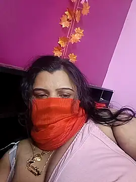 Snapshot of RESHMA_21 chatting on February 23, 9:16 pm RESHMA 21 online show from February 23, 9:16 pm