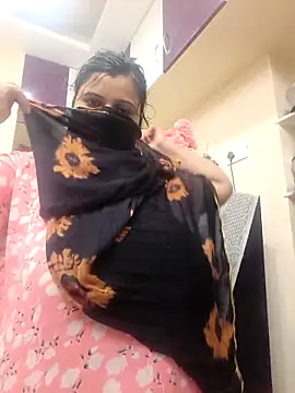 Snapshot of RESHMA_21 chatting on September 19, 4:36 am RESHMA 21 online show from September 19, 4:36 am