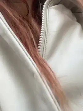 AmmyHot online show from February 3, 7:18 am