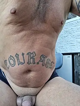 Snapshot of Hotbodyscottie chatting on May 13, 11:33 pm Hotbodyscottie online show from May 13, 11:33 pm
