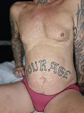 Snapshot of Hotbodyscottie chatting on July 10, 1:54 am Hotbodyscottie online show from July 10, 1:54 am
