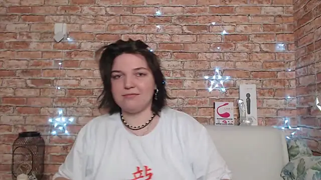 Amelia Kiss  online show from September 18, 12:34 am