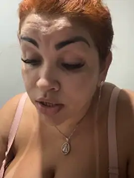 Bruninhaa34 online show from February 3, 10:15 pm