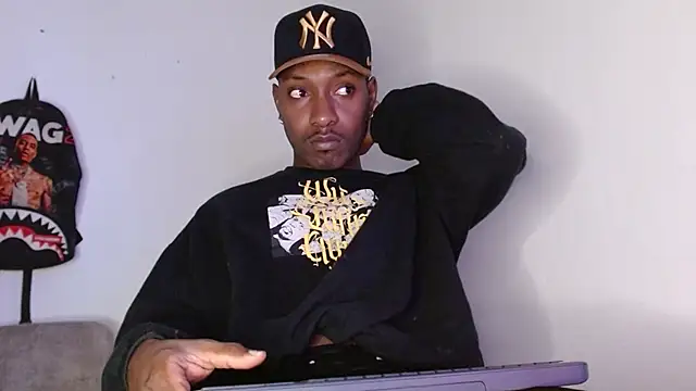 king  Black online show from November 30, 10:19 am