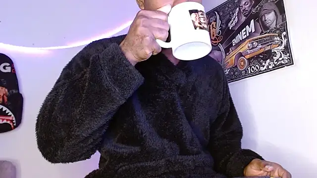 king  Black online show from January 10, 11:12 am