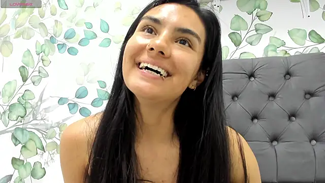 atilanadiaz7 online show from December 30, 2:53 am