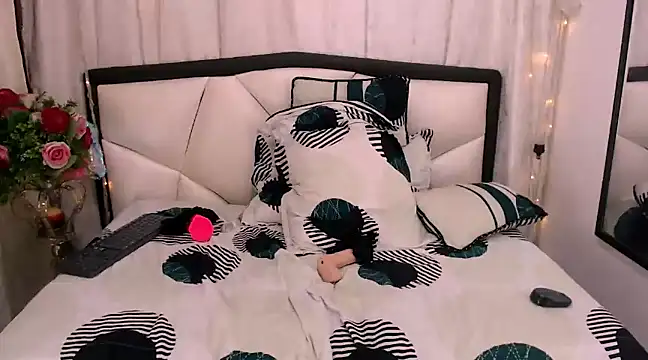 InkedSabrina online show from February 14, 1:34 am