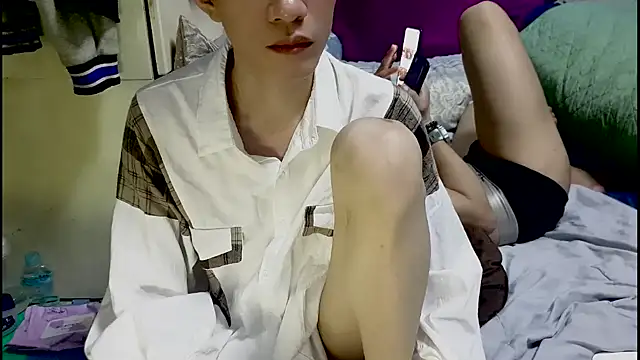 Snapshot of JJjing chatting on February 14, 12:57 pm JJjing online show from February 14, 12:57 pm