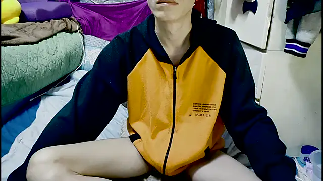 Snapshot of JJjing chatting on February 20, 4:40 pm JJjing online show from February 20, 4:40 pm