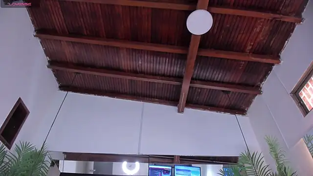 emily-fox online show from February 26, 2:25 pm