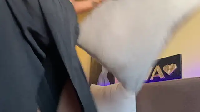 Missy baby online show from April 18, 3:49 pm