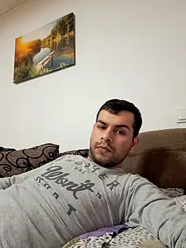 hornny1995 online show from January 12, 7:53 am