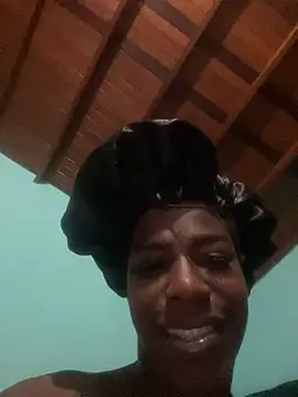 Snapshot of Richchocolatesweet_ chatting on March 15, 12:25 am Richchocolatesweet online show from March 15, 12:25 am