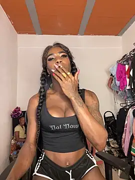 Snapshot of Richchocolatesweet_ chatting on September 23, 12:46 am Richchocolatesweet online show from September 23, 12:46 am