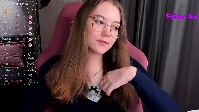 Snapshot of bunny_bubble chatting on January 6, 11:40 pm bunny bubble online show from January 6, 11:40 pm