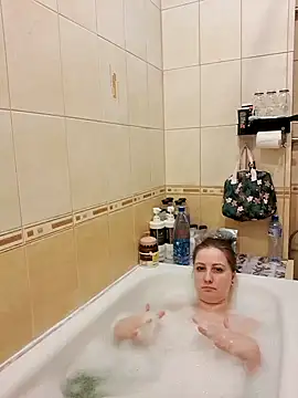 Sakura Green online show from February 18, 10:25 pm