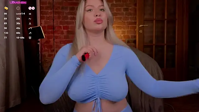 helen frogg online show from November 17, 7:41 pm