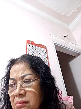 Hotestlove online show from November 6, 2:29 pm