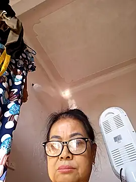 Hotestlove online show from January 8, 2:14 am