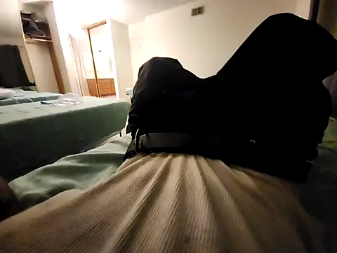 Crackkers online show from March 1, 7:41 am