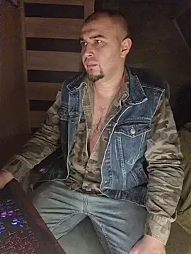 Foxyshaved online show from November 8, 4:34 am