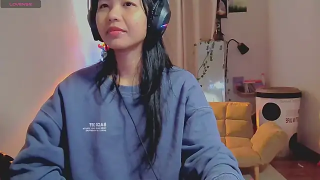 Snapshot of Kana_G chatting on December 20, 6:35 pm Kana G online show from December 20, 6:35 pm