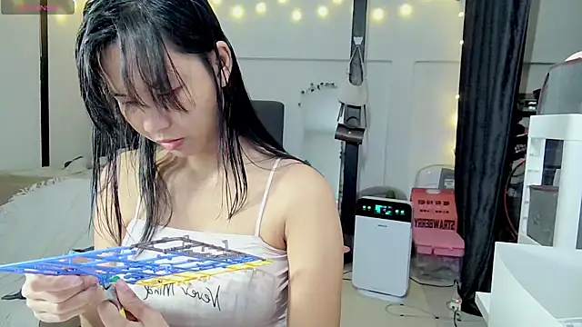 Snapshot of Kana_G chatting on January 22, 12:27 pm Kana G online show from January 22, 12:27 pm