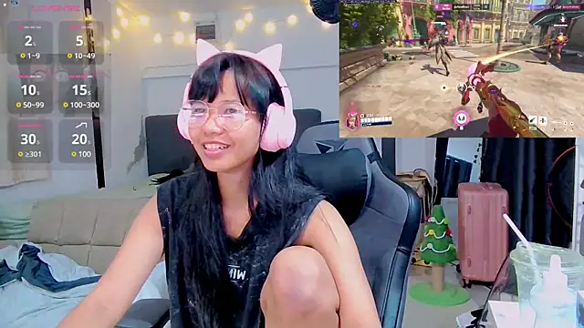 Snapshot of Kana_G chatting on February 12, 7:45 pm Kana G online show from February 12, 7:45 pm