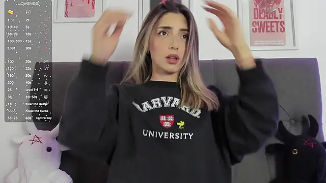 IsadoraGalle  online show from February 20, 11:27 pm