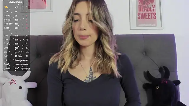 IsadoraGalle  online show from February 23, 1:19 pm