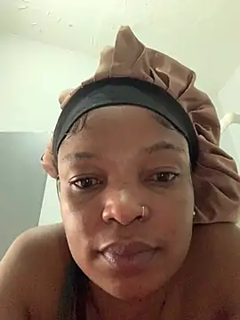 slimcateee online show from March 5, 6:23 am