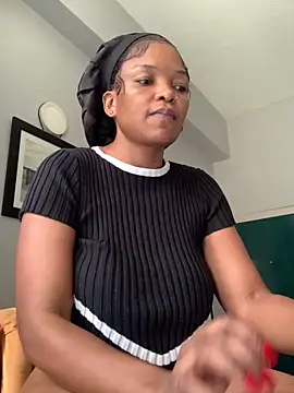 slimcateee online show from March 6, 9:36 am