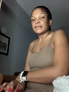 slimcateee online show from March 6, 4:38 pm