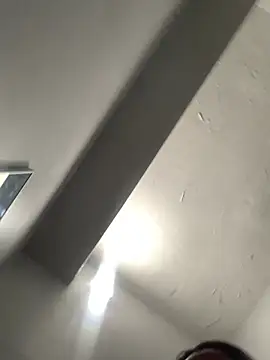 slimcateee online show from March 10, 6:45 pm