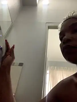 slimcateee online show from March 15, 2:01 pm