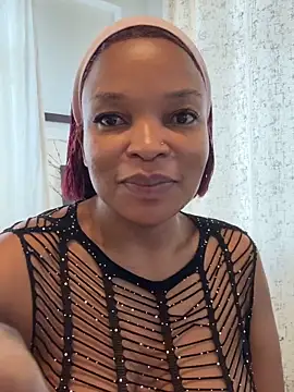 slimcateee online show from March 1, 6:48 am