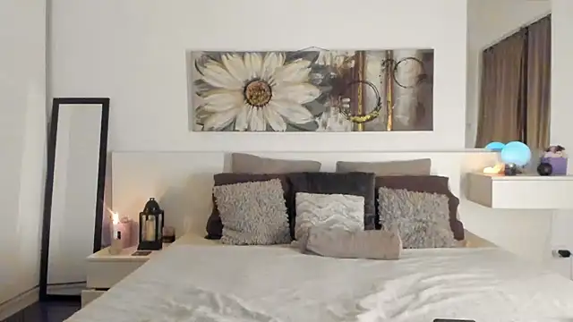 Snapshot of JoyCasidy chatting on December 1, 4:29 pm JoyCasidy online show from December 1, 4:29 pm