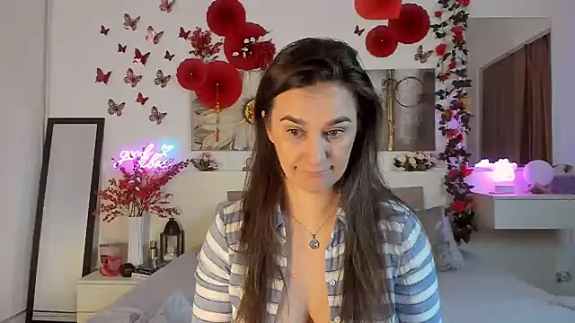 Snapshot of JoyCasidy chatting on February 21, 6:26 pm JoyCasidy online show from February 21, 6:26 pm