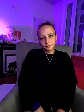 emma4xxx online show from March 14, 8:17 pm
