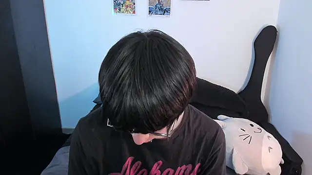 Aventure Twinks online show from April 11, 12:15 am