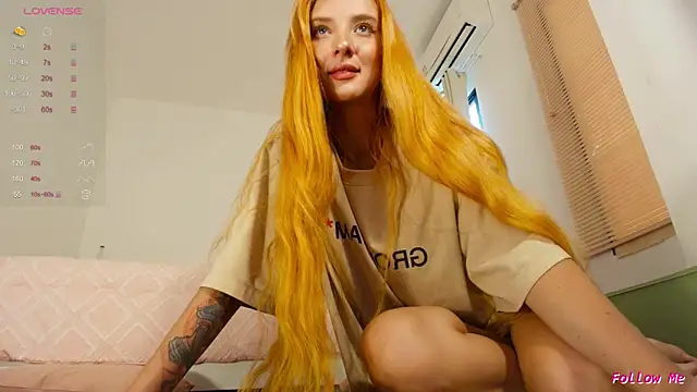 Snapshot of AudreyDevil chatting on November 2, 9:11 am AudreyDevil online show from November 2, 9:11 am