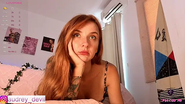 Snapshot of AudreyDevil chatting on March 11, 7:03 am AudreyDevil online show from March 11, 7:03 am